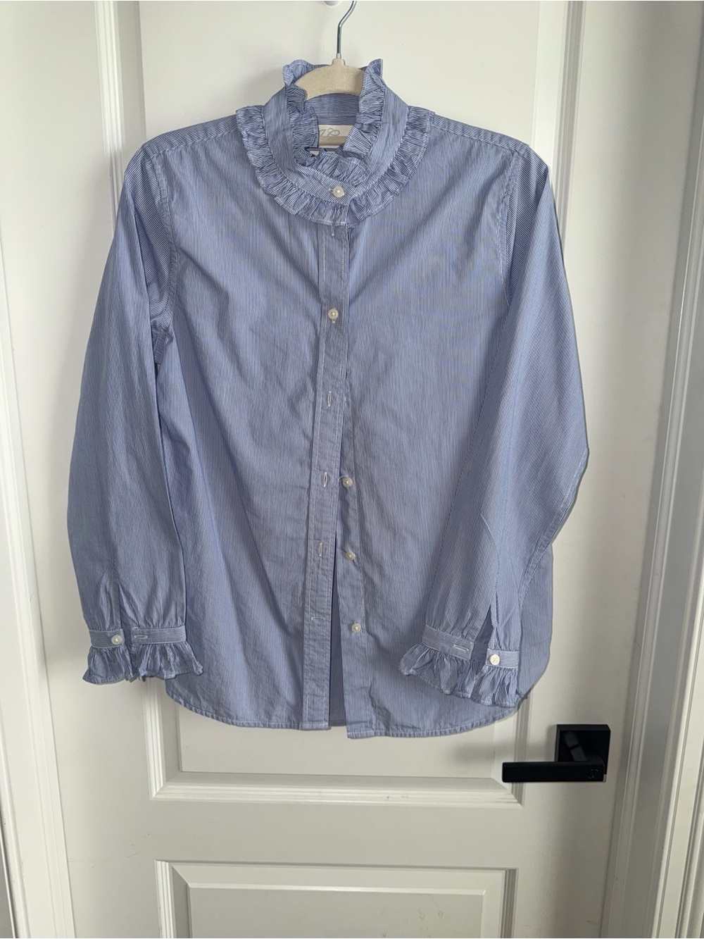 J.Crew Womenโs Size 8 Blue White Striped Ruffle Collar Button Down Shirt